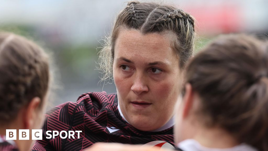 Cerys Hale: Ex-Wales prop hopes to have seen last WRU apology to nation's women