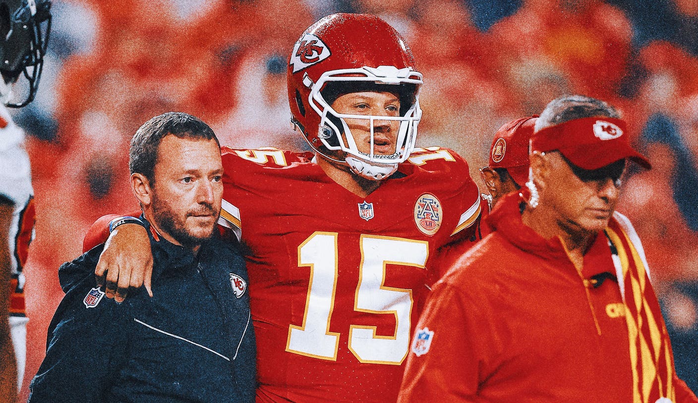 Chiefs' Patrick Mahomes practicing as usual 2 days after tweaking left ankle