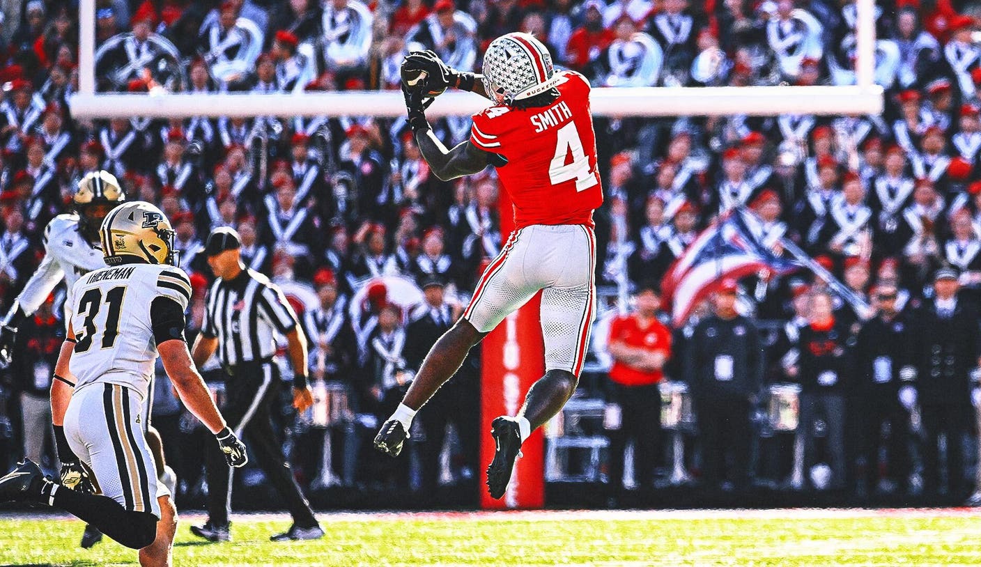 Ohio State's Jeremiah Smith breaks Cris Carter's freshman receiving TD record