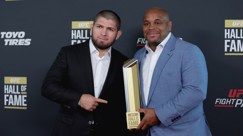 Daniel Cormier recalls Khabib being upset at him over Conor McGregor