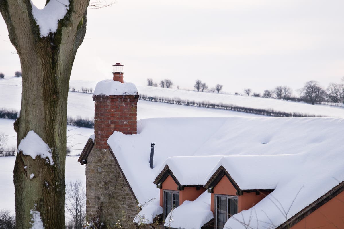 UK Weather: Met Office forecasts snow over Christmas period