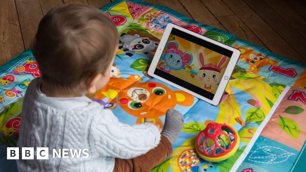 YouTube urged to promote 'high-quality' children's programmes