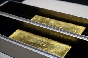 Gold Steadies as US Jobs Data Offer Few Clues on Fed’s Rate Path