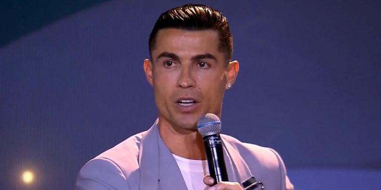 Cristiano Ronaldo blasts Man Utd with bizarre metaphor in defence of Ruben Amorim