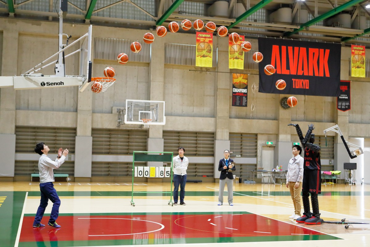 Meet the robot with two Guinness World Records for basketball