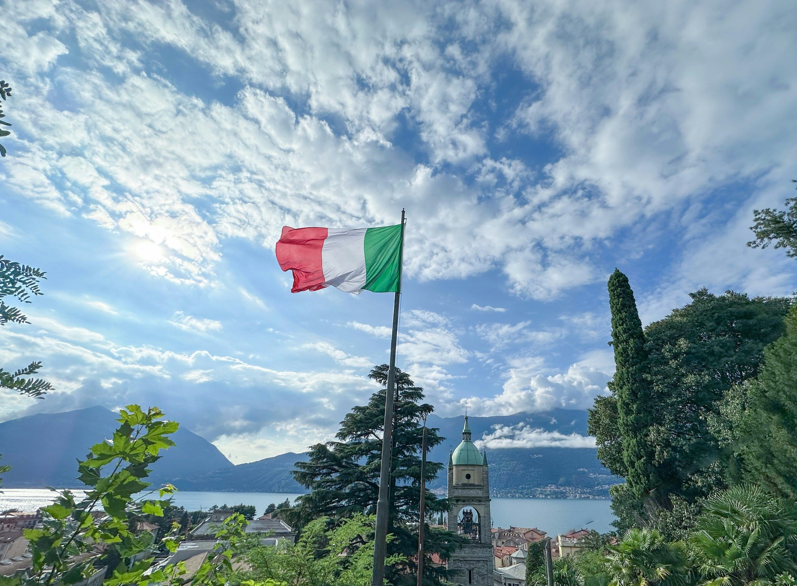 Italian flag and trees.