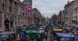 Keir Starmer will have a migraine after this latest farmers protest over cruel tax hike | Politics | News