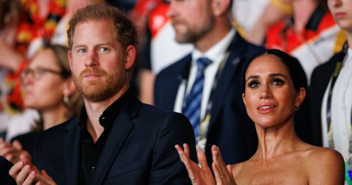 Prince Harry and Meghan Markle sent big warning over £80m Netflix deal | Royal | News