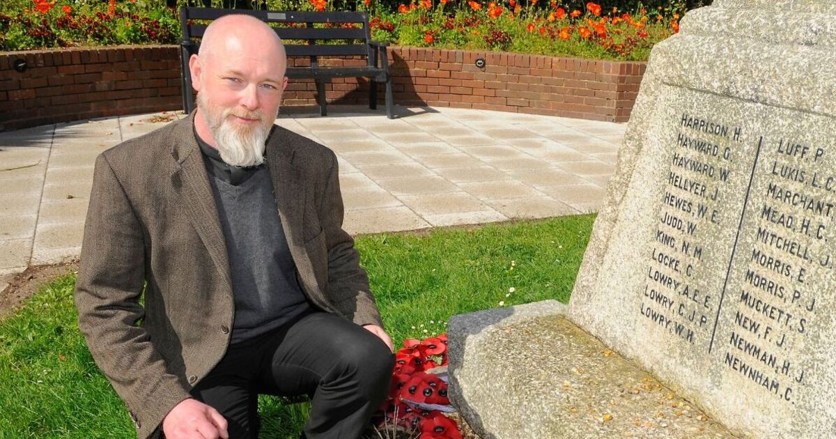 Vicar accused of ruining Xmas by telling tearful pupils Santa not real | UK | News