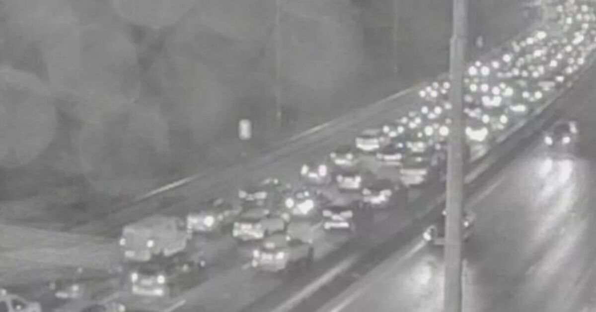 M62 traffic live: Major UK motorway closed as air ambulance lands at 'serious crash' | UK | News