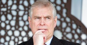 Prince Andrew urged to 'uninvite' himself from royal Christmas after Chinese 'spy' scandal | Royal | News