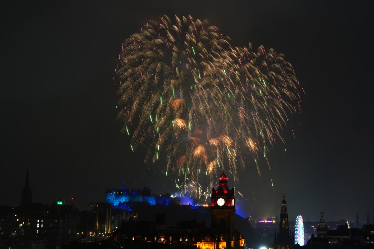 UK weather live: Edinburgh’s Hogmanay cancelled as London’s New Year’s Eve fireworks threatened