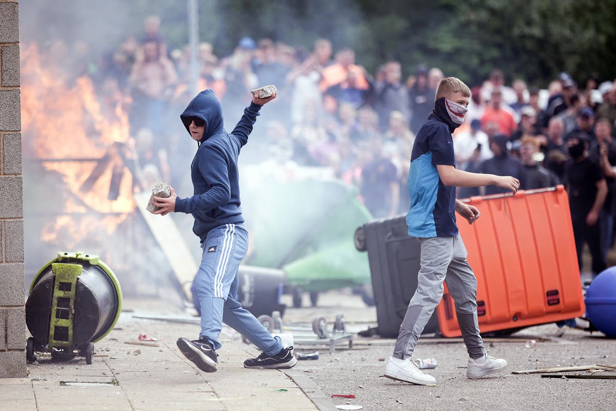 Southport: Threat of far-right riots underestimated by police despite precursor events, inspector warns