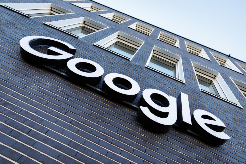 The Google logo can be seen on the facade in front of the company's Munich headquarters