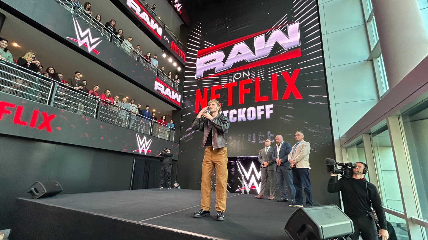 Logan Paul Follows Jake Paul to Netflix in Return to WWE Raw