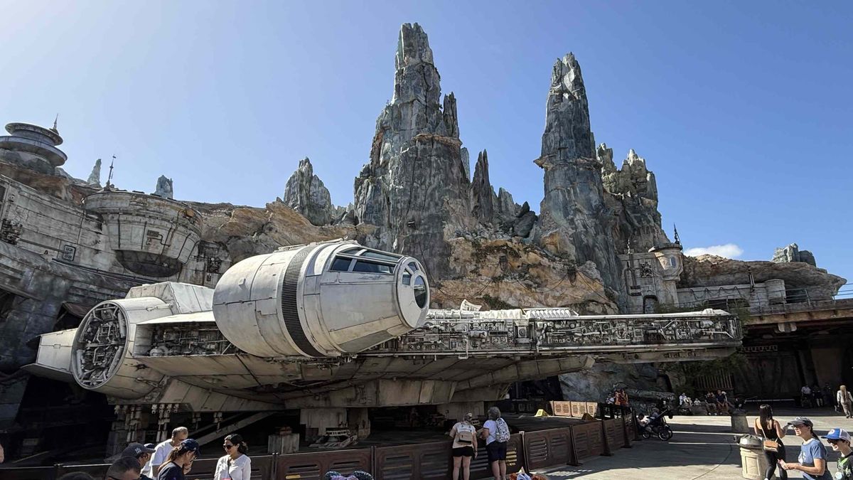 Going to Disney World? Don’t miss this free, immersive Star Wars Galaxy’s Edge experience