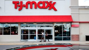 Boom in US retail real estate defies prediction of ecommerce apocalypse