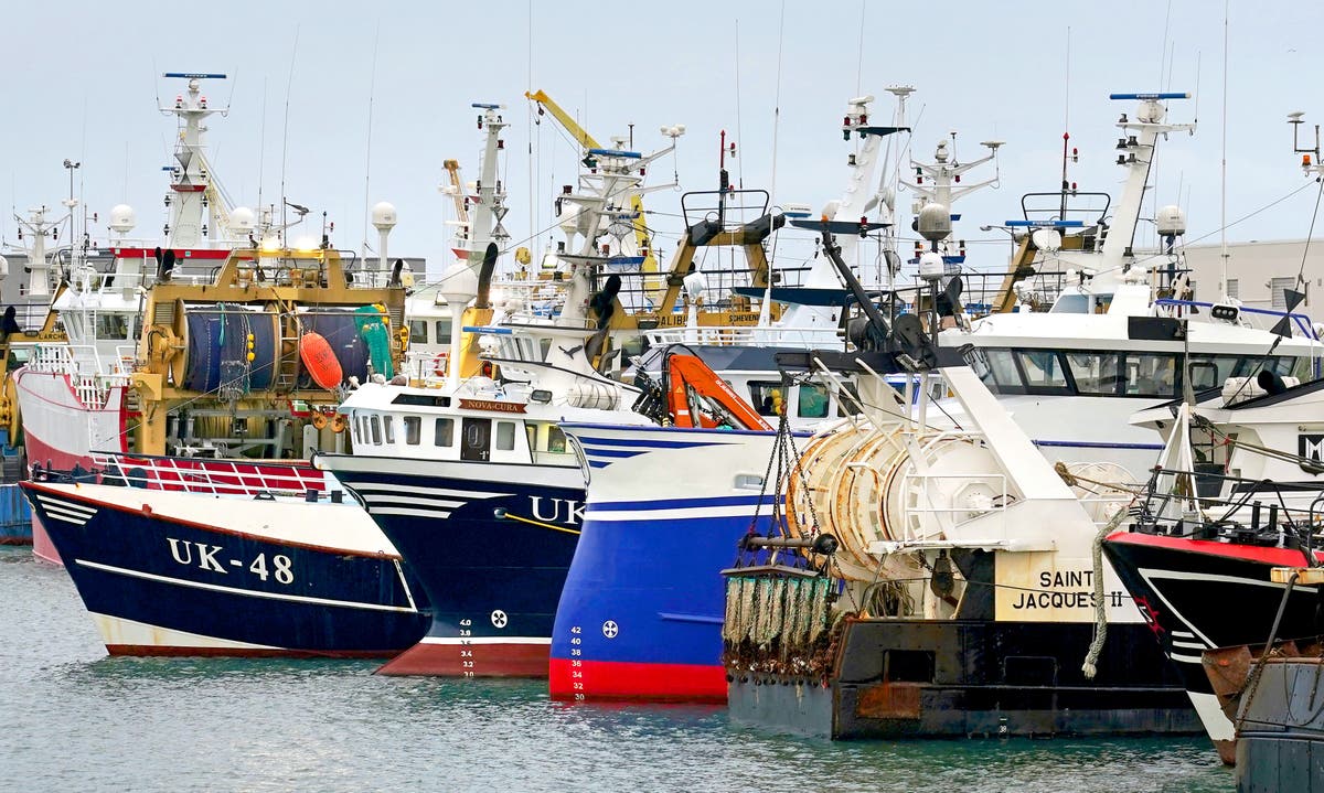 Starmer strikes £360m fishing deal with EU in Brexit reset win