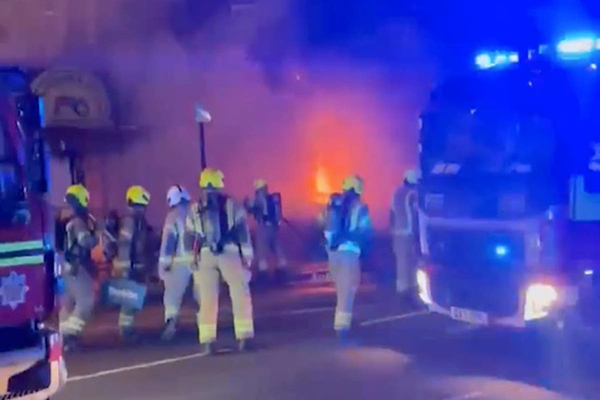 Explosion heard as car ‘rammed into supermarket’ in Birmingham