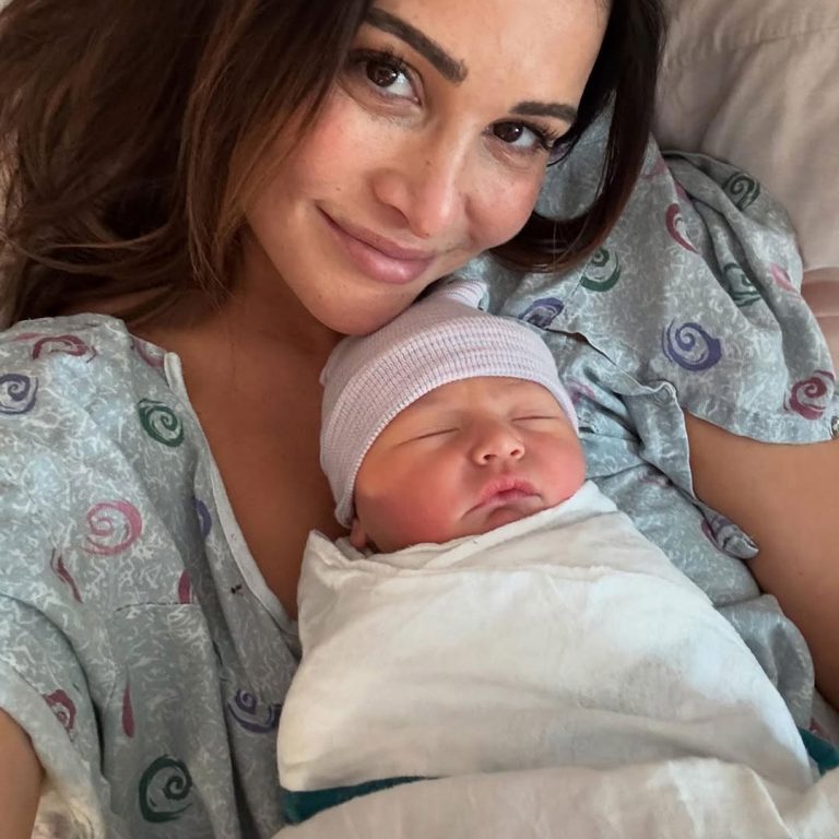 Andi Dorfman Hospitalized Days After Giving Birth