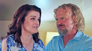 Sister Wives: Robyn Strokes Kody's Ego So She Can Leave the House Without Him?