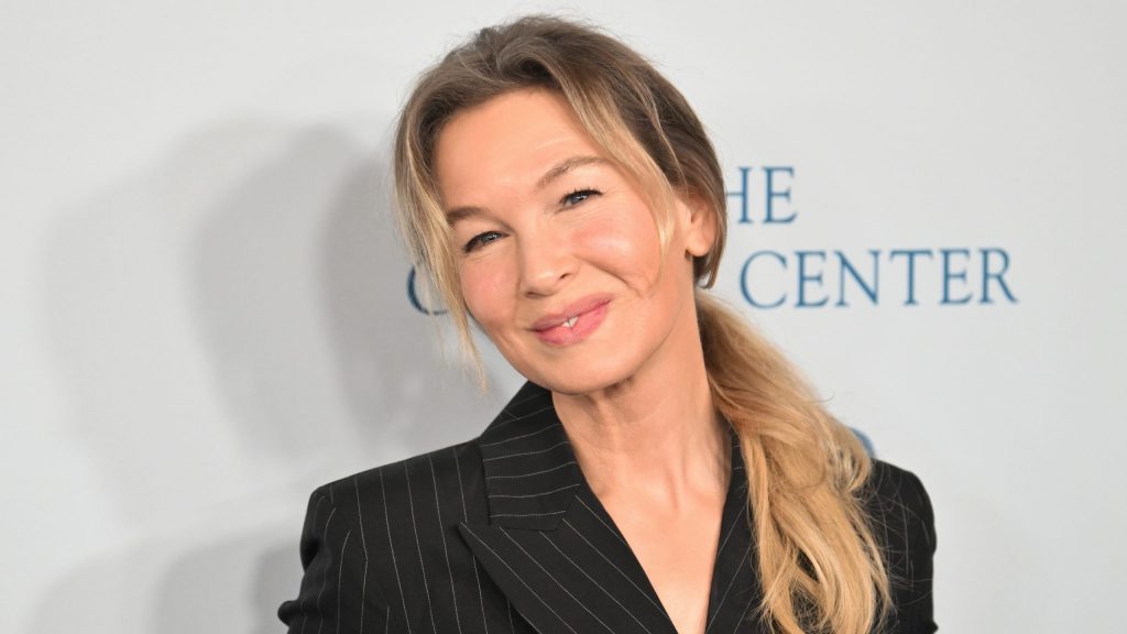 Renee Zellweger Looks Unrecognizable After 6-Year Acting Hiatus