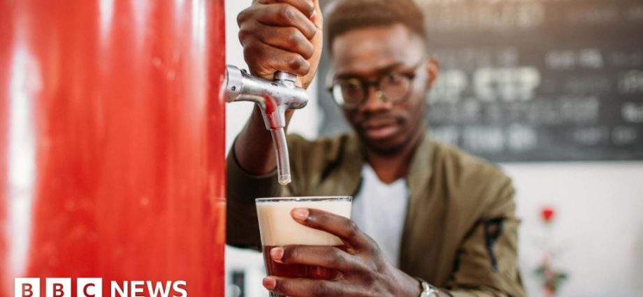 Draught pints to cost 1p less after alcohol duty cut