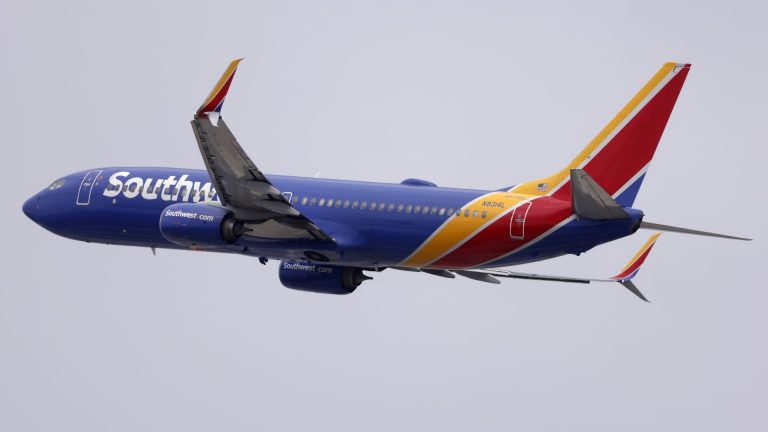 DOT sues Southwest, fines Frontier for ‘chronically delayed flights’