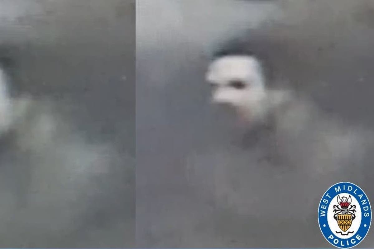 Police appeal after man attempts to abduct three-year-old girlChild escapes after man tries to abduct three-year-old girl from outside house