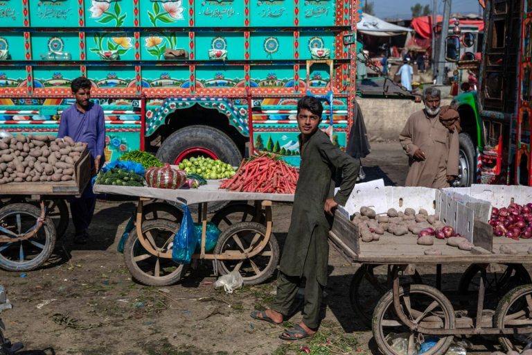 Pakistan’s Inflation Cools, Giving Room to Trim Policy Rates