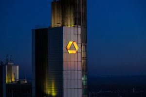 Commerzbank Mulls Job Cuts in Strategy Revamp, FT Says