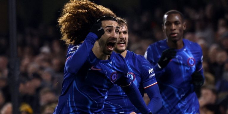 Chelsea return to winning ways to inflict further misery on Wolves despite Rob Sanchez howler