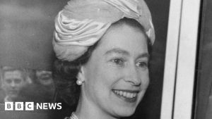 Late queen was not officially told Anthony Blunt was Soviet spy for years