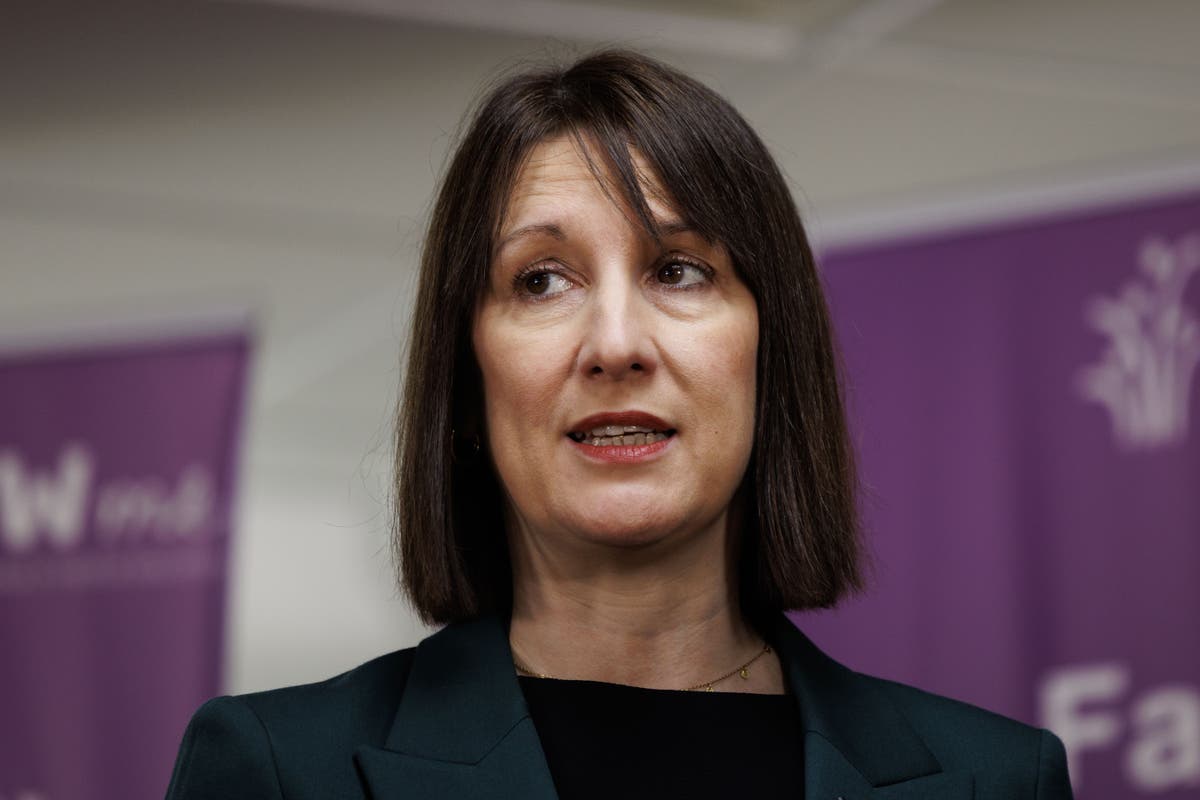 Labour split as Rachel Reeves poised to back third runway at Heathrow in bid for economic growth