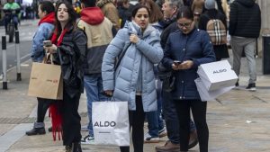 UK retail sales growth ‘minimal’ in final quarter of 2024, data shows