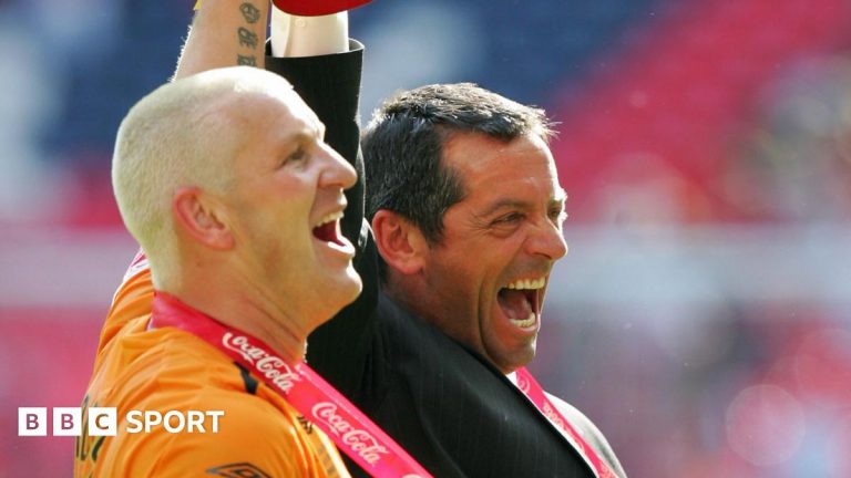 Dean Windass: Ex-Hull City striker needs ‘support’ after dementia diagnosis, says Phil Brown