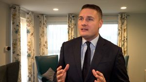 Wes Streeting says pensioners should ‘layer up’ and put the heating on as millions struggle without winter fuel payment