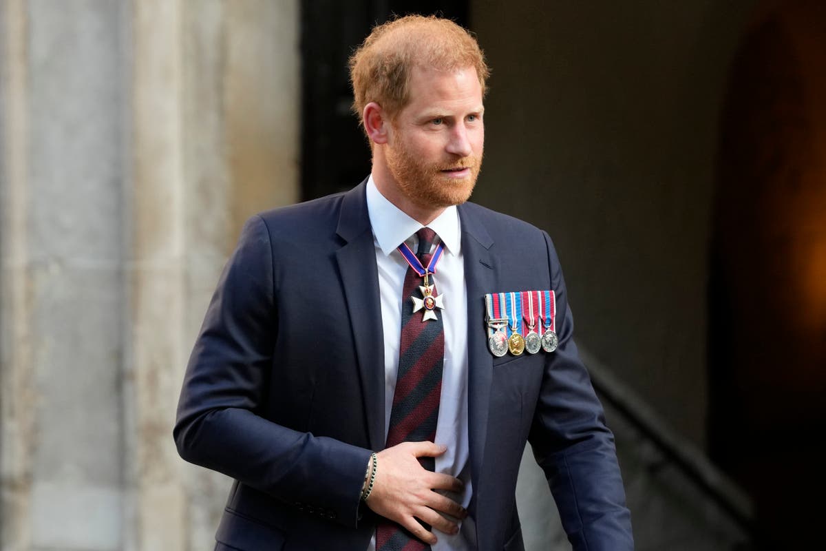 How did Prince Harry force apology out of The Sun and how much will they pay him in damages?