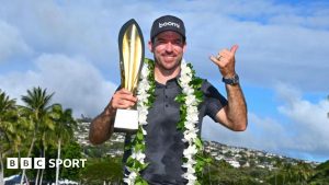 Sony Open: Nick Taylor beats Nico Echavarria in play-off