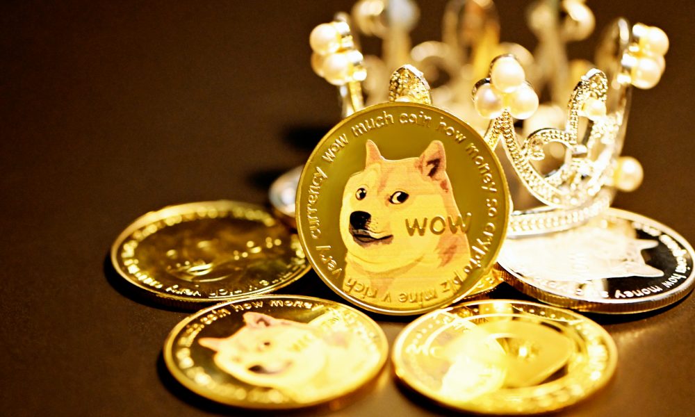 Dogecoin Price To Breakout To $1.4? Analyst Reveals Critical Levels To Watch For A Pump Or Crash