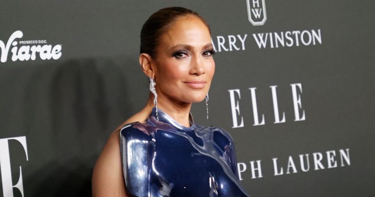 Jennifer Lopez’s Exact Chanel Bag Look Is Just $19 on Amazon