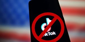 US TikTok users get notification that app to be down due to ban