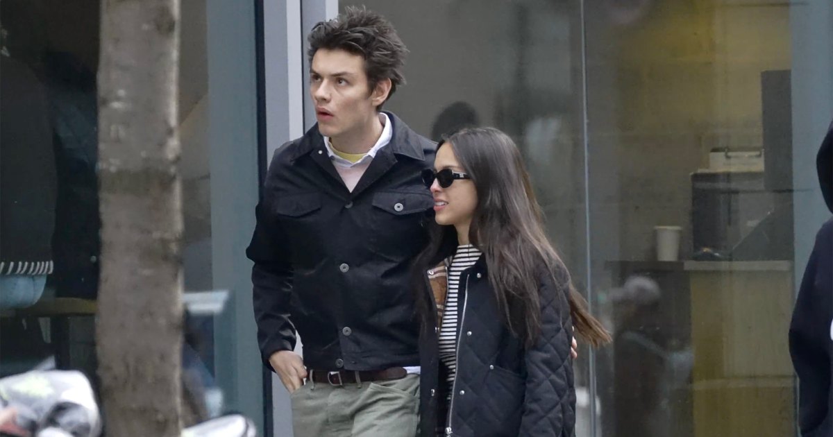 Olivia Rodrigo Cuddles Up to Boyfriend Louis Partridge on NYC Date