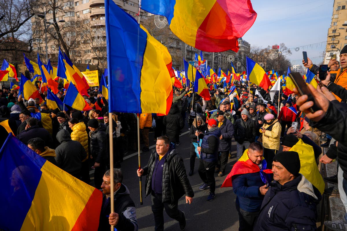 Tens of thousands protest in Romania’s capital against annulled presidential race