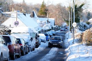 UK braced power cuts amid heavy snow and freezing rain