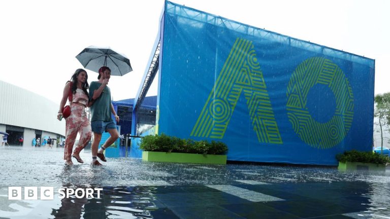 Australian Open 2025: Rain and thunderstorms disrupt play on first day at Melbourne Park