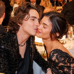 Revisit Kylie Jenner and Timothée Chalamet’s Golden Globes Hard Launch