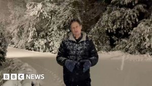 Snowy scenes in Leeds amid weather warnings