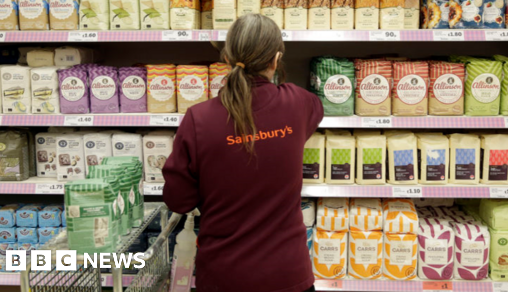 Sainsbury's to cut 3,000 jobs by closing cafés and counters