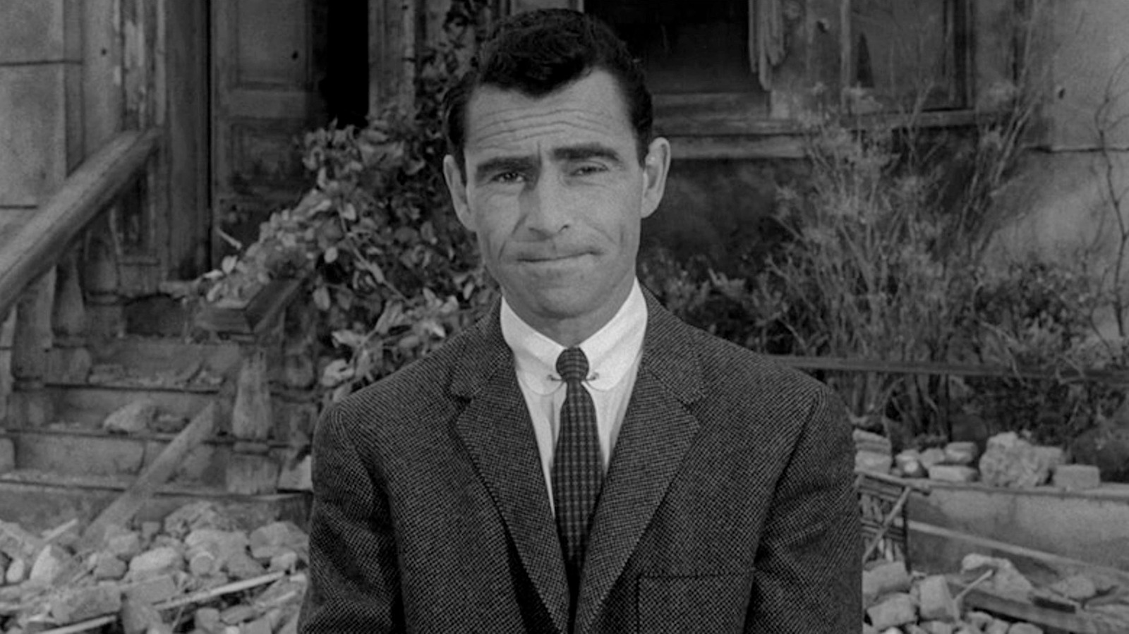 Why The Twilight Zone Is Not A Sci-Fi Series, According To Rod Serling